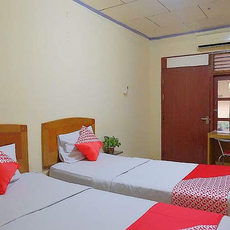 Oyo 1590 Hotel Jambi Prima Екстер'єр фото