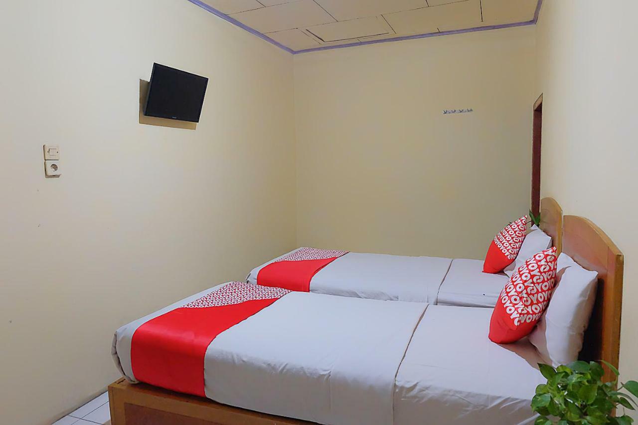 Oyo 1590 Hotel Jambi Prima Екстер'єр фото